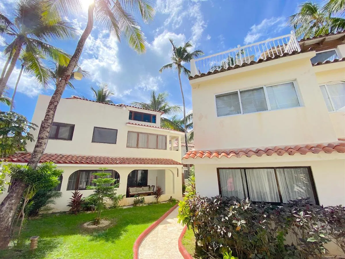 Los Corales Villas And Suites - Beach Club, Spa, Restaurants Punta Cana Resort