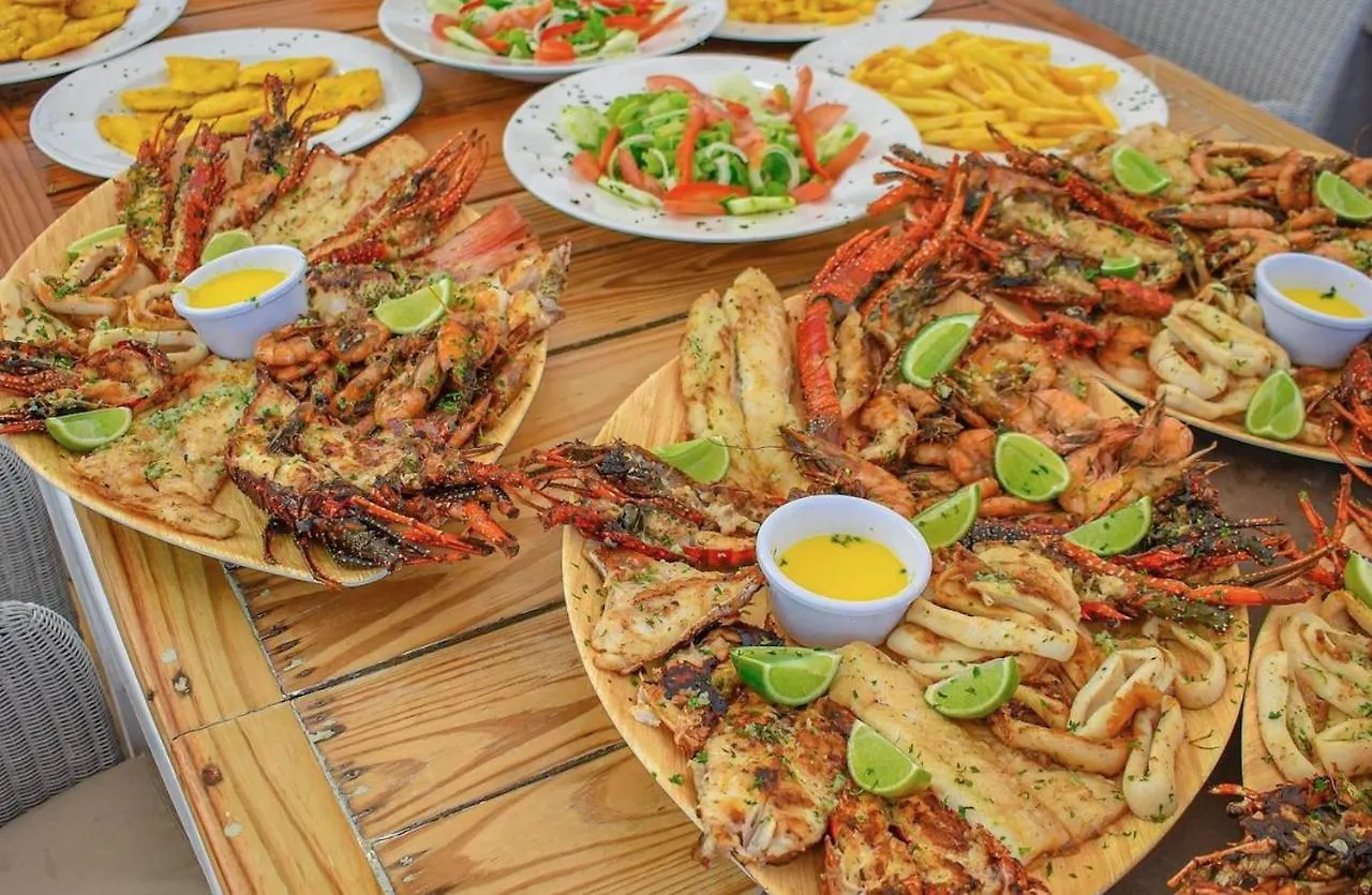 Resort Los Corales Villas And Suites - Beach Club, Spa, Restaurants Punta Cana